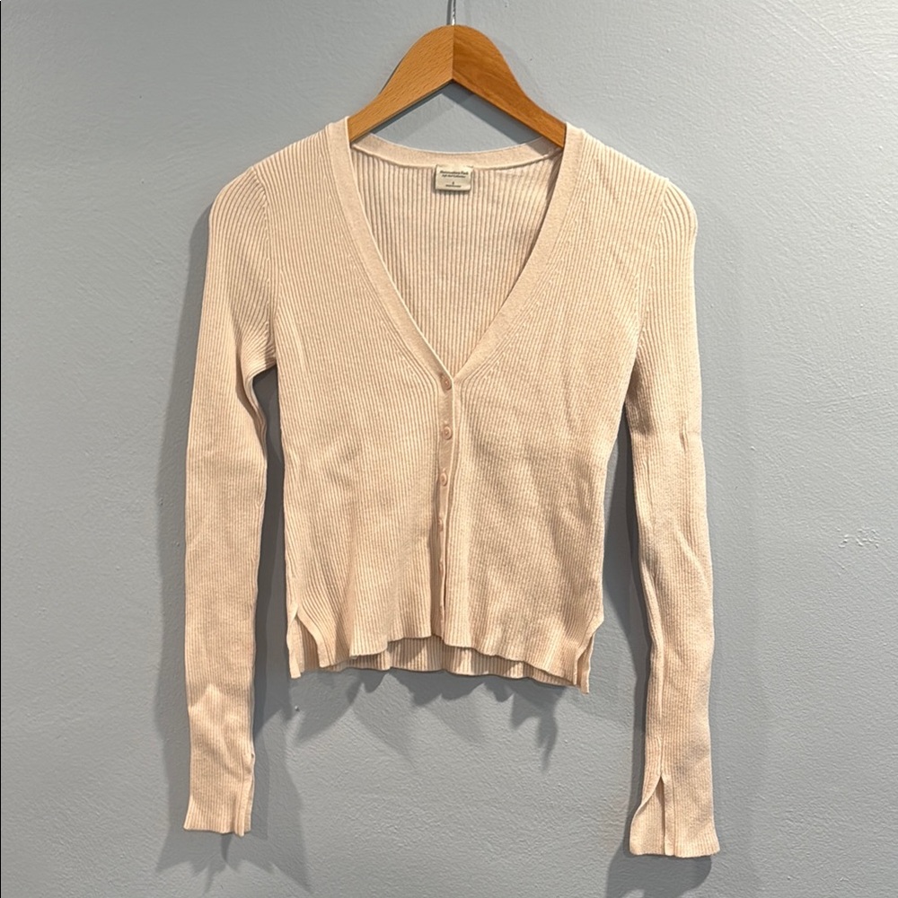 Abercrombie & Fitch Light Blush Ribbed V-Neck Cardigan